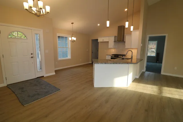 $529,900 | 4 Winch Hill Road, Swanzey, NH 03446