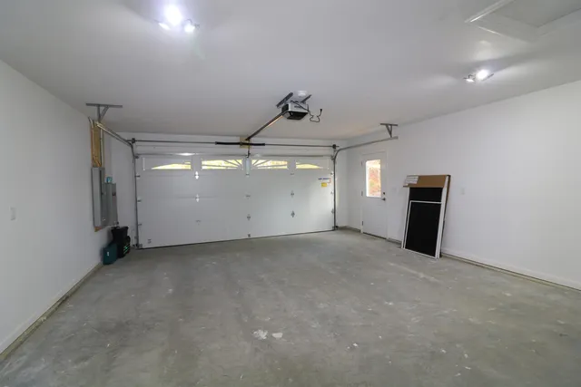 $529,900 | 4 Winch Hill Road, Swanzey, NH 03446