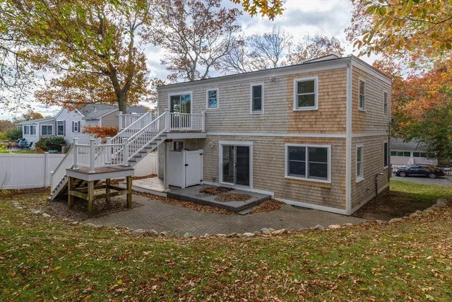 $649,900 | 7 Windsor Drive, Plymouth, MA 02360