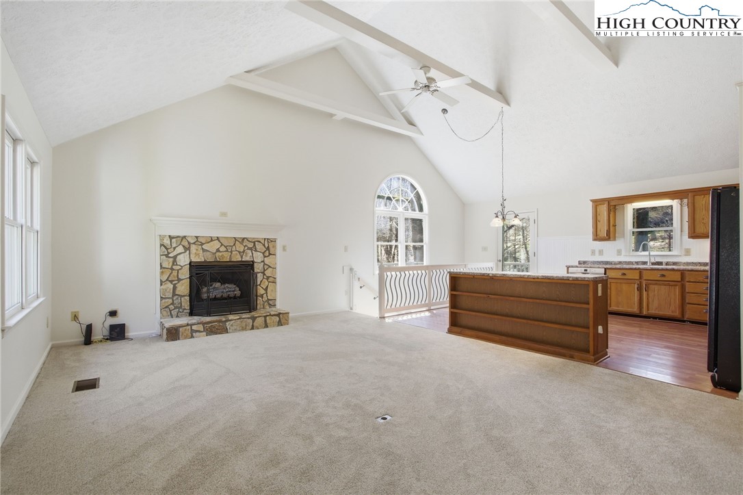 1523 Russ Cornett Road Boone, NC 28607 - Photo 3 of 28