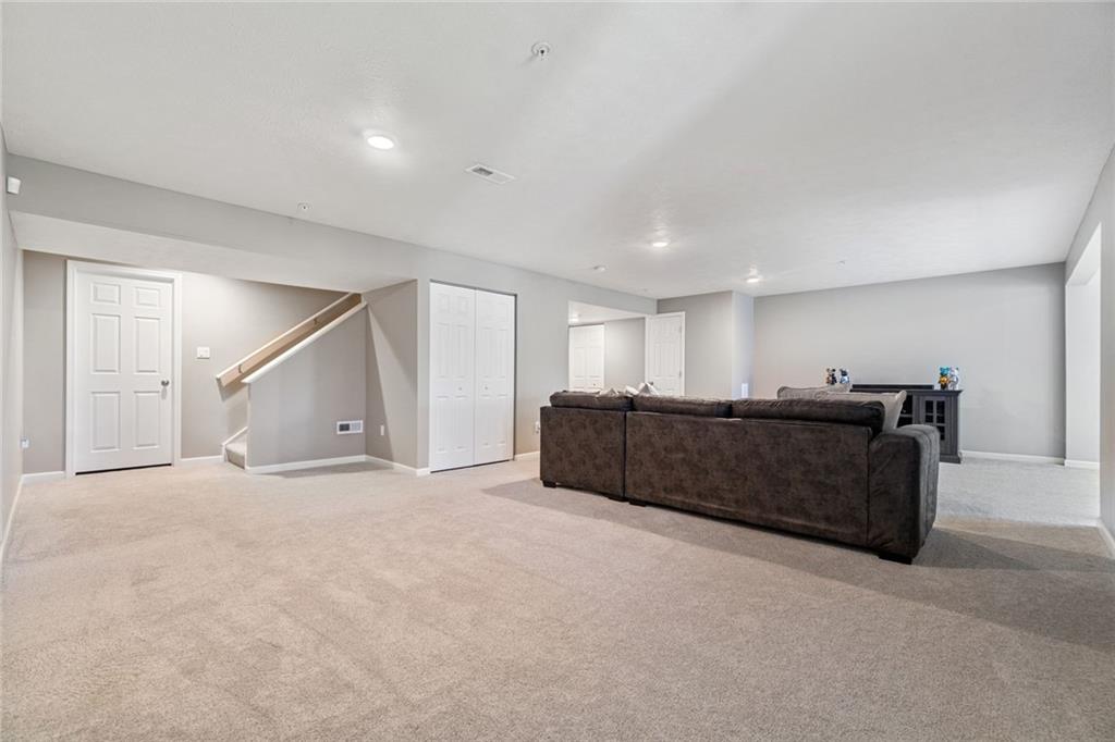 380 Trinity Way Wexford, PA 15090 - Photo 24 of 29 a view of a livingroom with furniture
