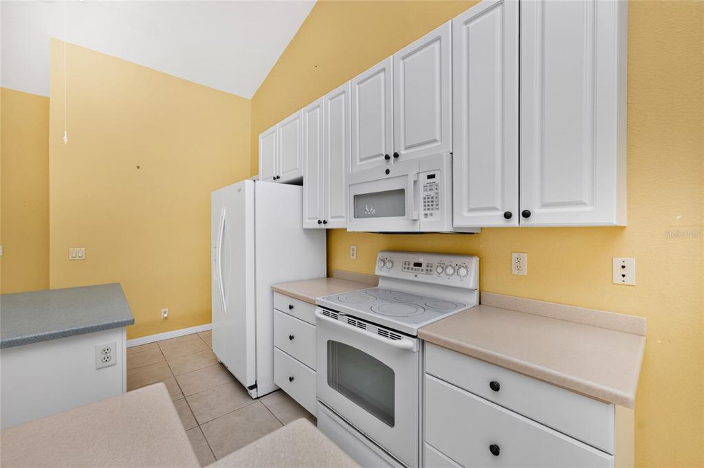 225 Fairway Road Rotonda West, FL 33947 - Photo 12 of 79 Gallery Image 12