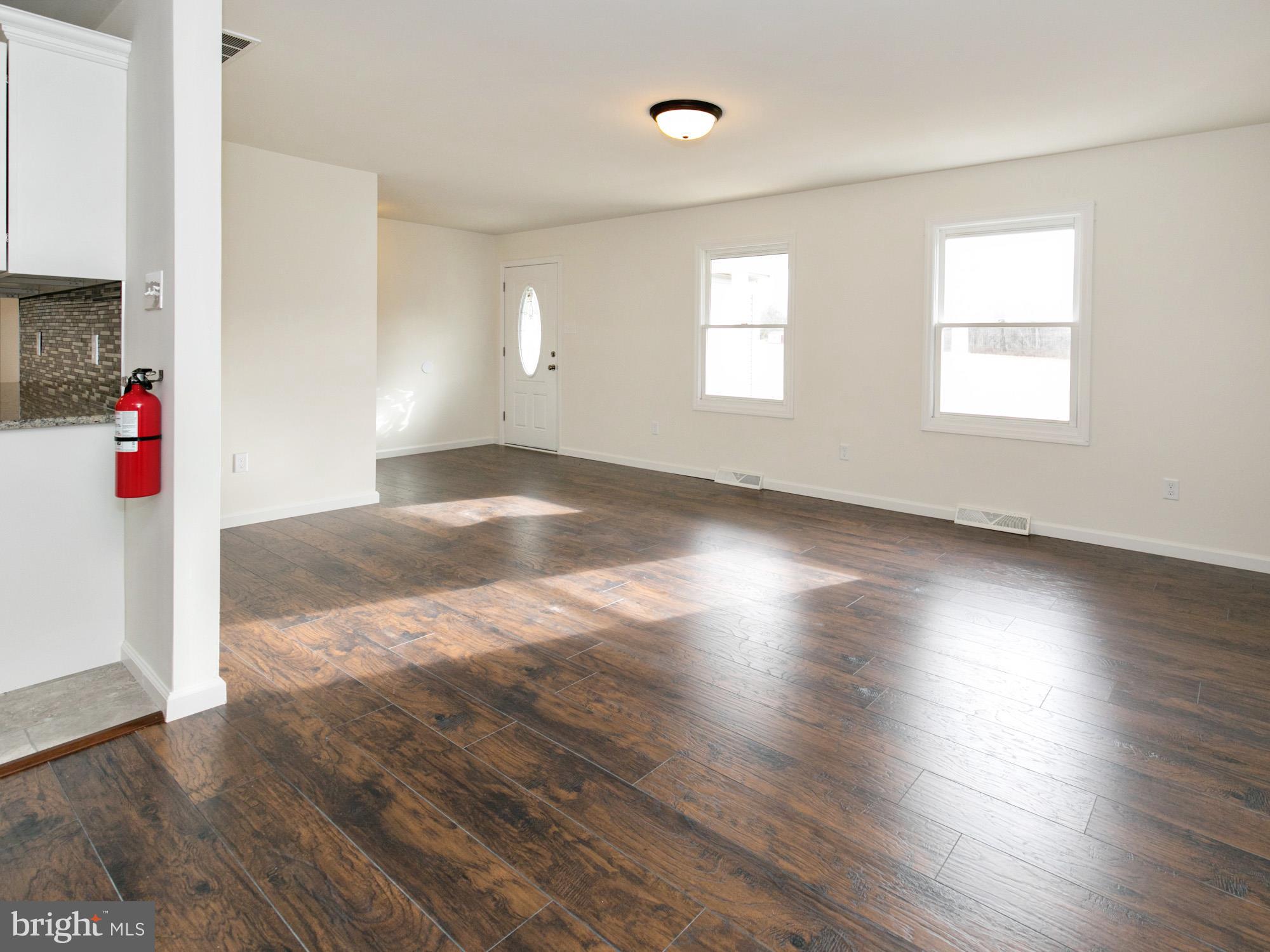 130 Timberman Road Woodstown, NJ 08098 - Photo 8 of 22 Living Room