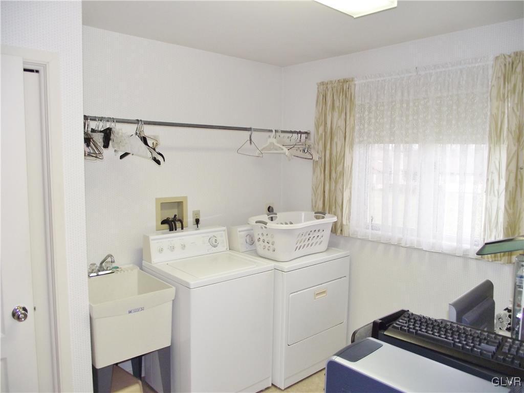 4370 East Texas Road Allentown, PA 18103 - Photo 22 of 30 Gallery Image 22