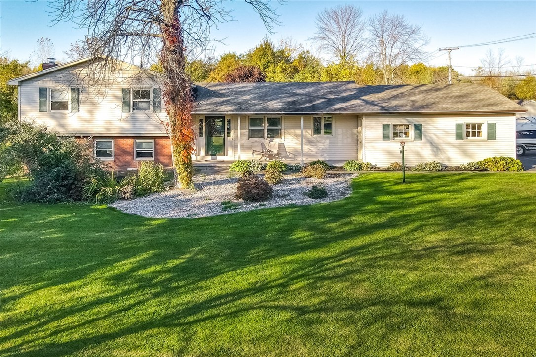 64 Manitou Beach Road Greece, NY 14468 - Photo 1 of 48