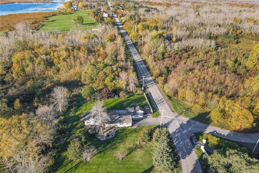 64 Manitou Beach Road Greece, NY 14468 - Photo 14 of 48