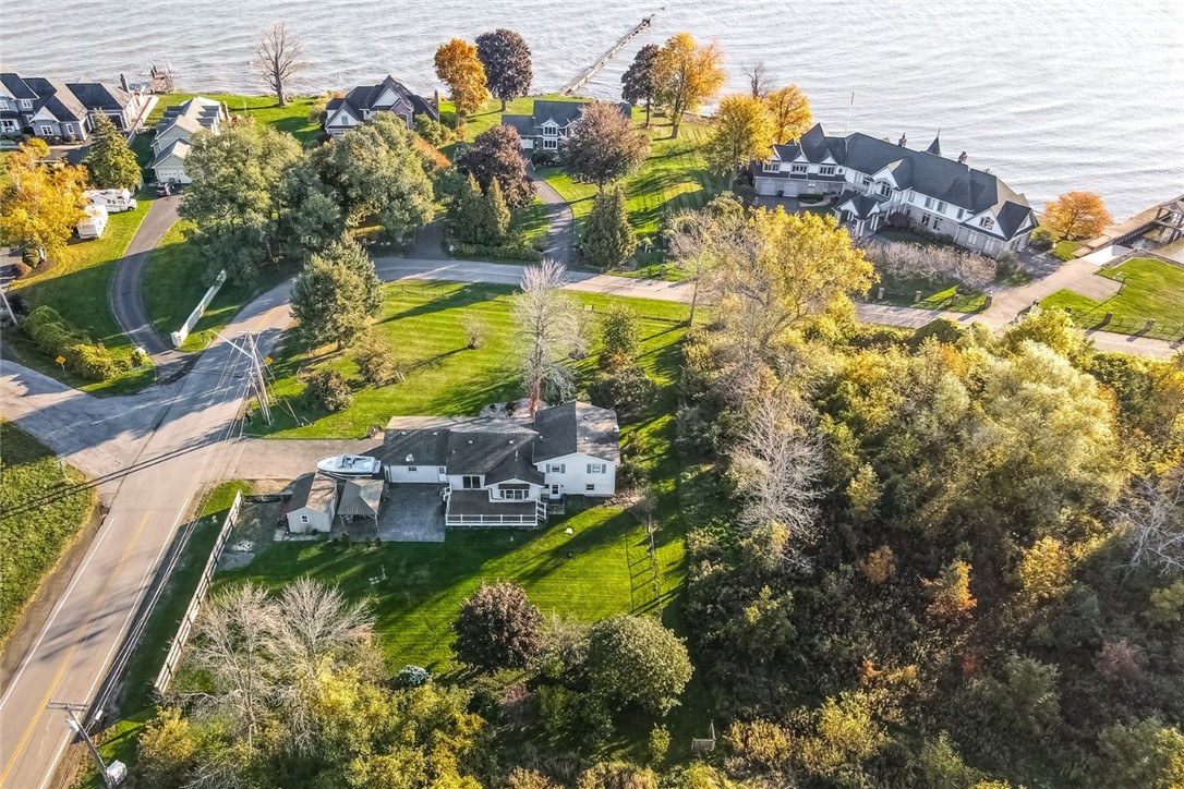 64 Manitou Beach Road Greece, NY 14468 - Photo 17 of 48