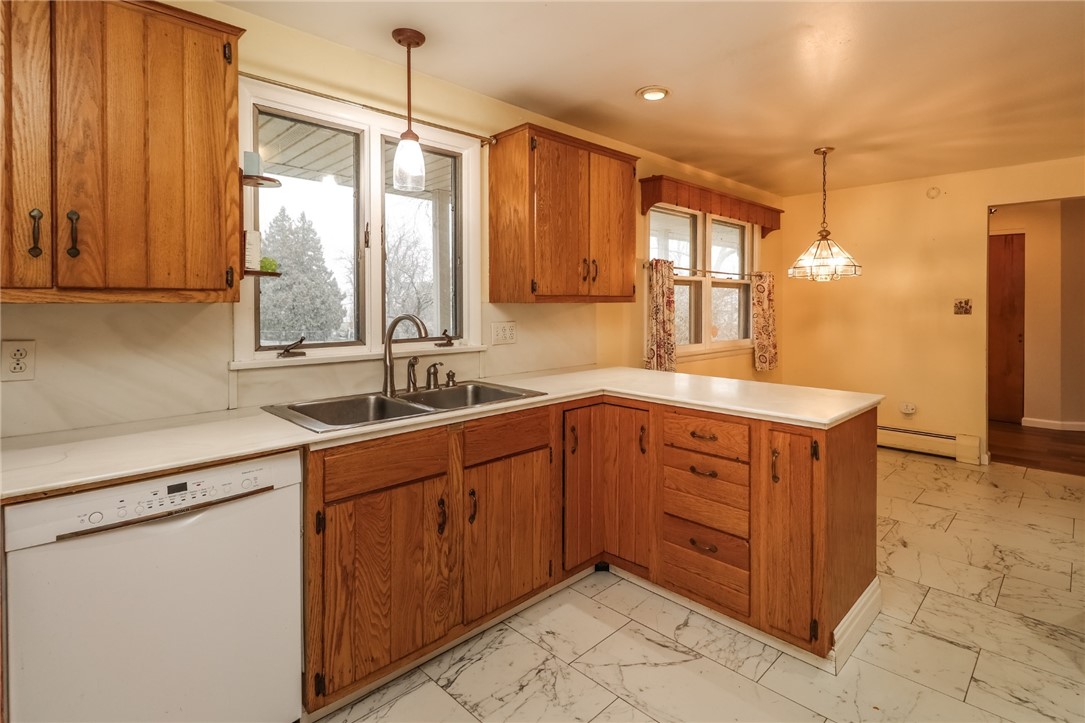 64 Manitou Beach Road Greece, NY 14468 - Photo 29 of 48