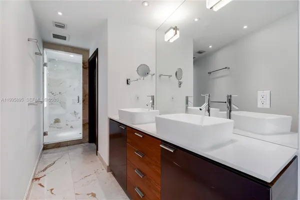 $16,000 | 548 Fernwood Road, Unit 548, Key Biscayne, FL 33149