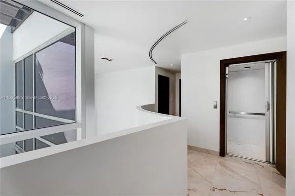 $16,000 | 548 Fernwood Road, Unit 548, Key Biscayne, FL 33149