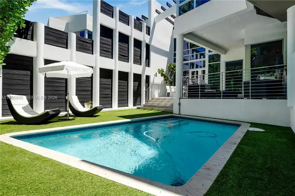 $16,000 | 548 Fernwood Road, Unit 548, Key Biscayne, FL 33149