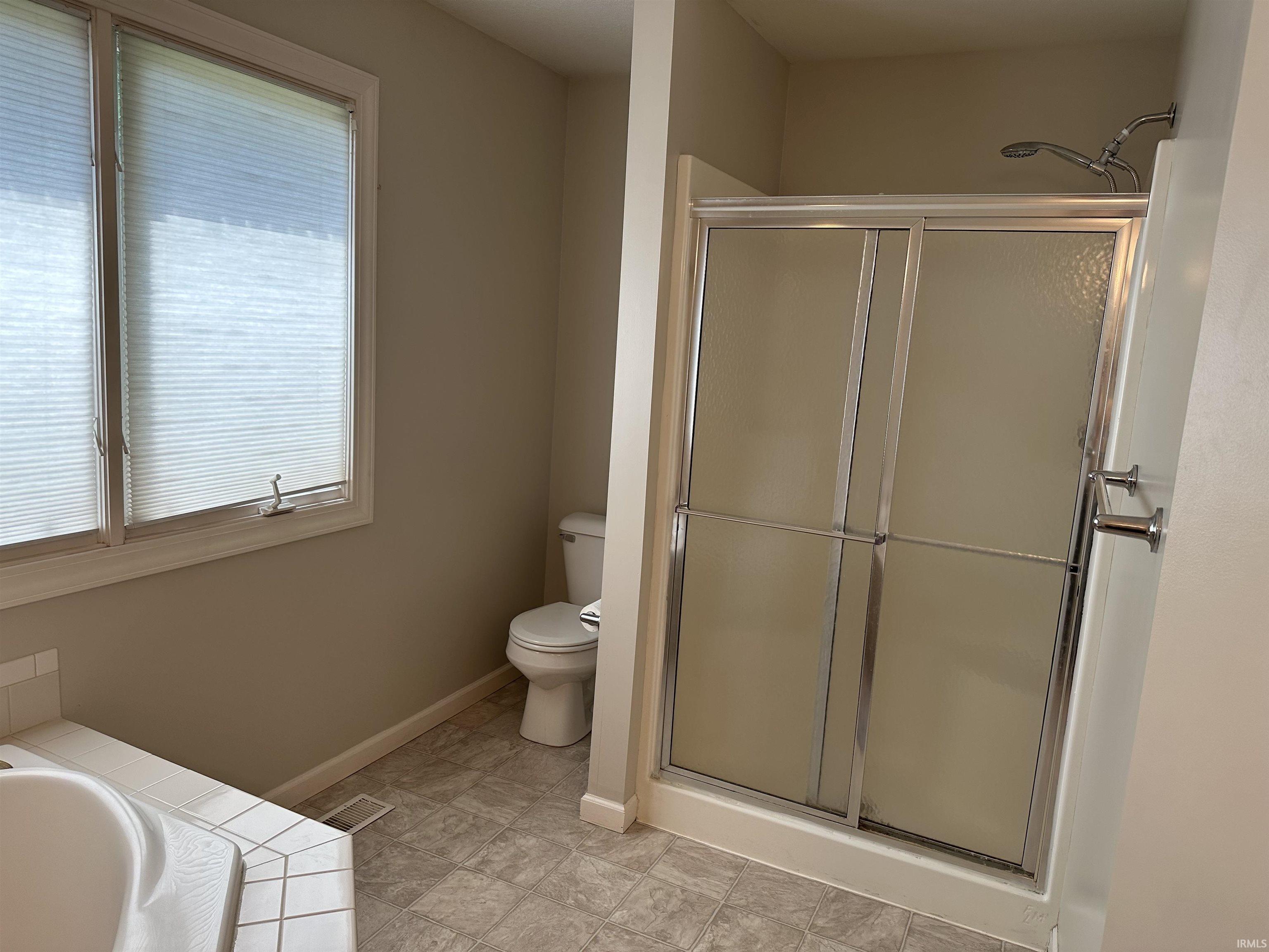 7019 Tree Top Trail Fort Wayne, IN 46845 - Photo 19 of 36 Gallery Image 19