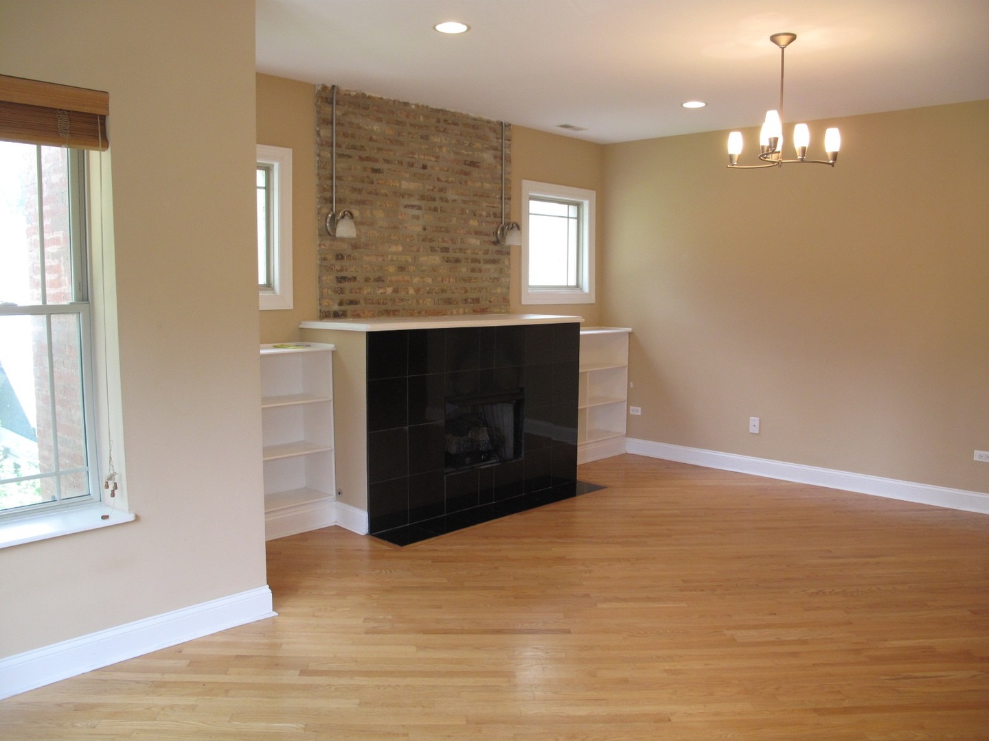 911 Maple Avenue, Unit 2N Evanston, IL 60202 - Photo 6 of 26