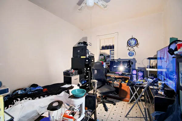 $98,500 | 810 South 4th Avenue, Kankakee, IL 60901