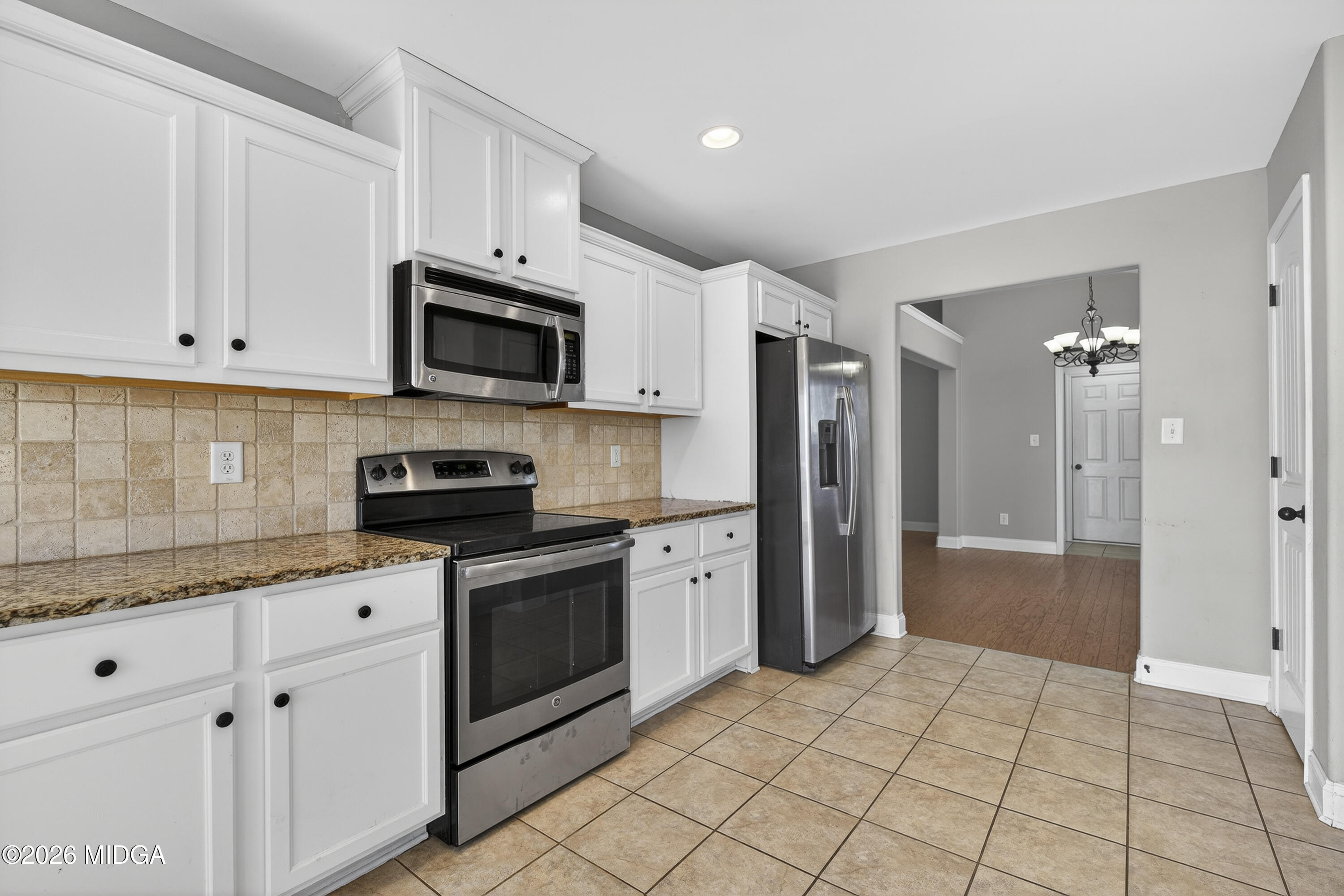 208 New Hope Drive Perry, GA 31069 - Photo 12 of 30 208 New Hope Dr-01207