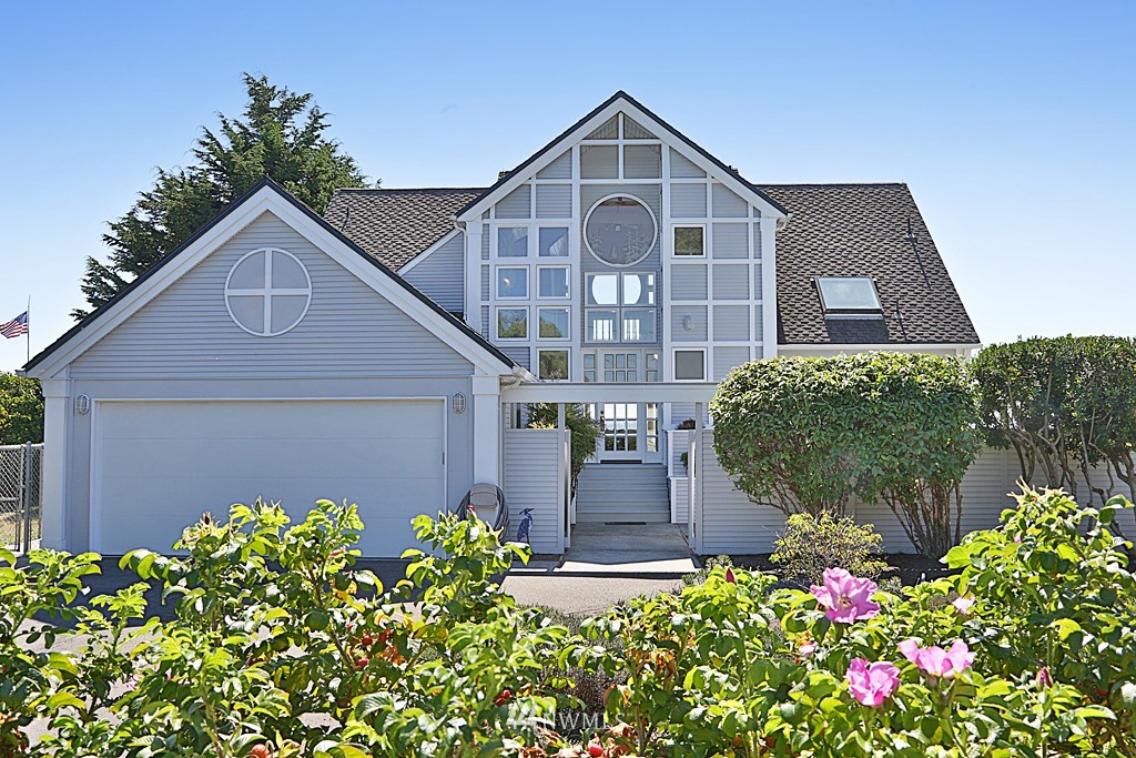 856 Old Beach Road Freeland, WA 98249 - Photo 1 of 25 Gallery Image 1