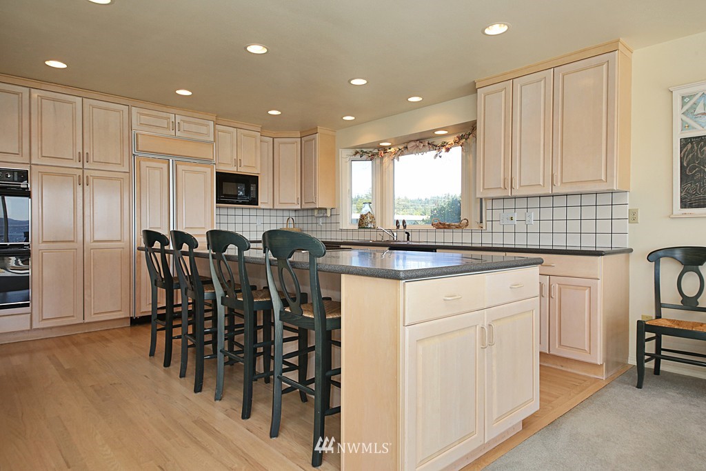 856 Old Beach Road Freeland, WA 98249 - Photo 10 of 25 Gallery Image 10