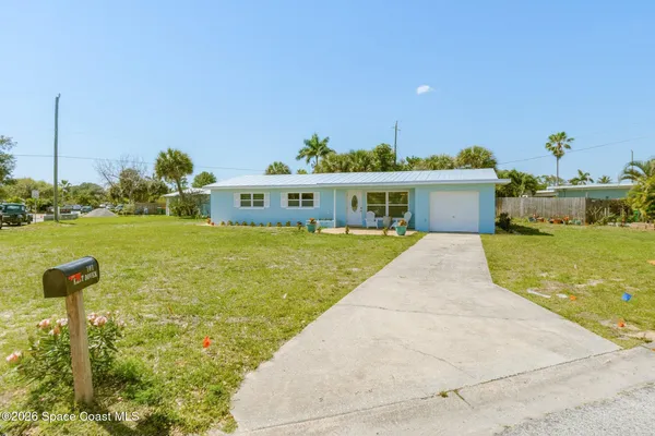 $2,600 | 101 East Dover Street, Satellite Beach, FL 32937