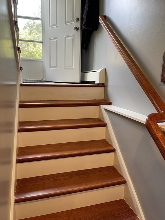 547 Delano Road Marion, MA 02738 - Photo 20 of 28 a view of entryway