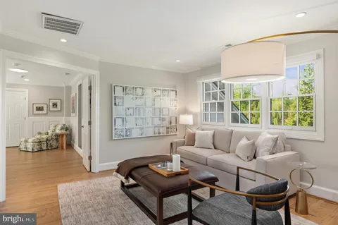 $2,600,000 | 7009 Symphony Court, McLean, VA 22101