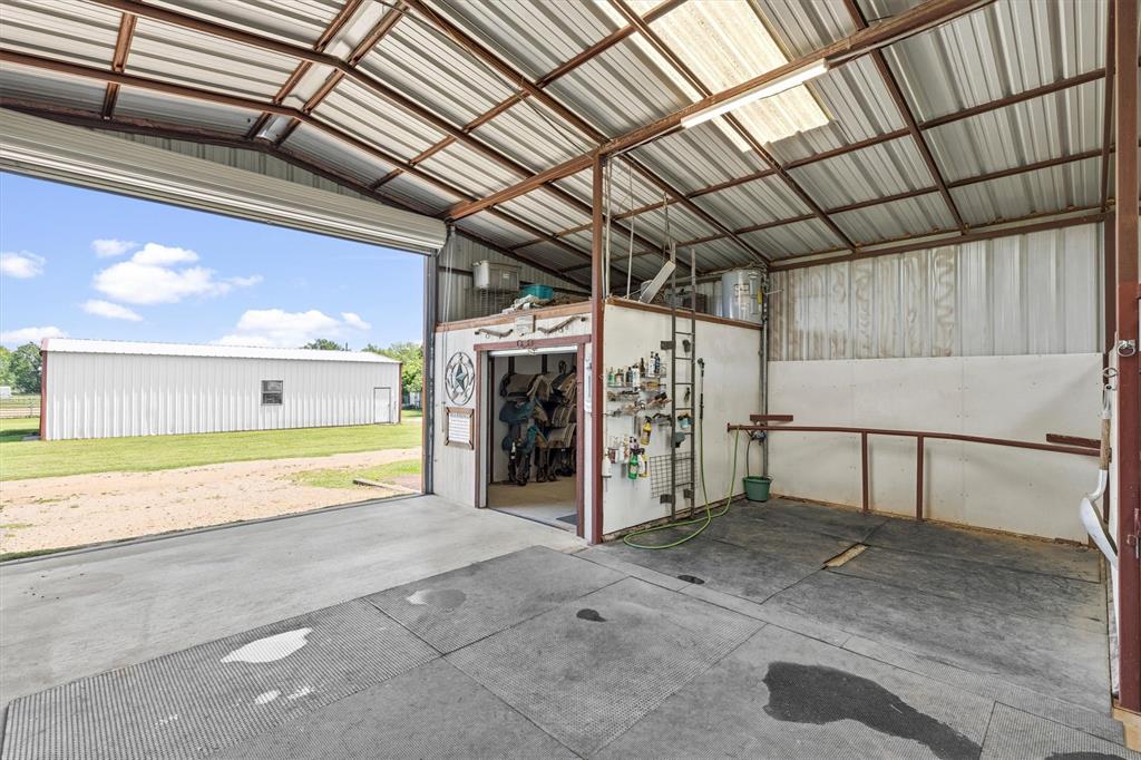 219 Friends Road Denison, TX 75021 - Photo 30 of 40 Indoor wash rack with hot water