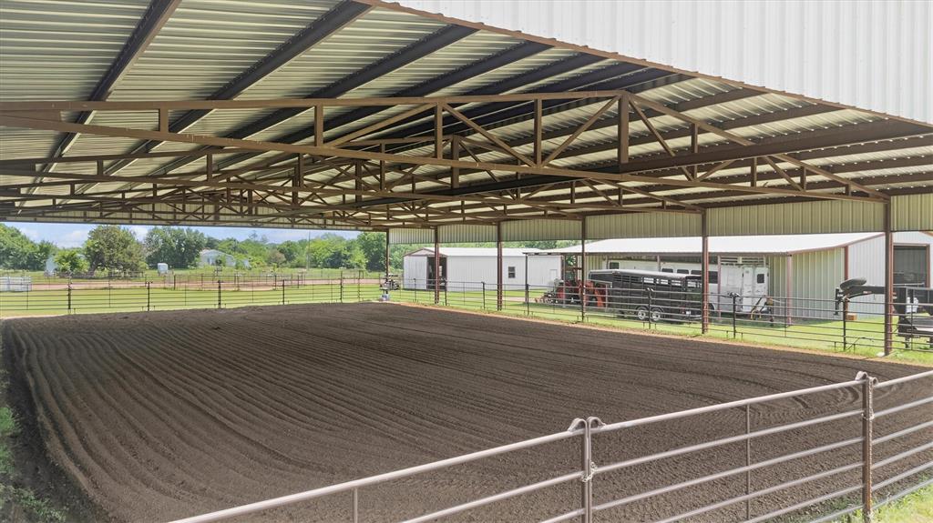 219 Friends Road Denison, TX 75021 - Photo 34 of 40 Covered riding arena