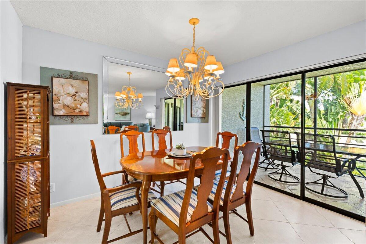 5851 Camino Del Sol, Unit 203 Boca Raton, FL 33433 - Photo 5 of 33 DINING
