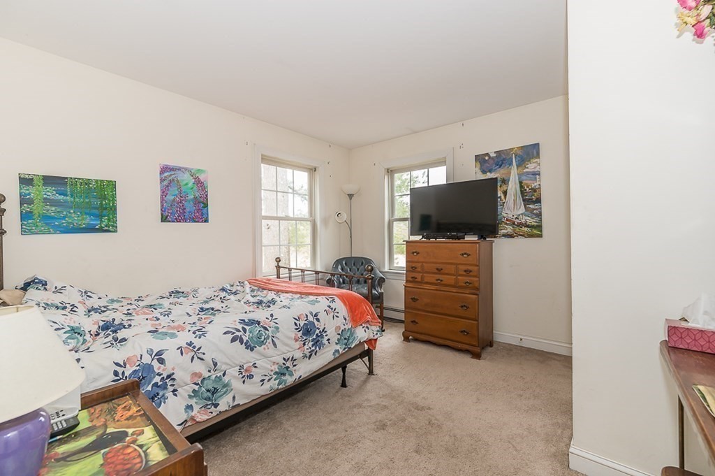 12 Cedar Drive Webster, MA 01570 - Photo 27 of 42