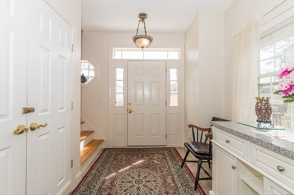 12 Cedar Drive Webster, MA 01570 - Photo 3 of 42