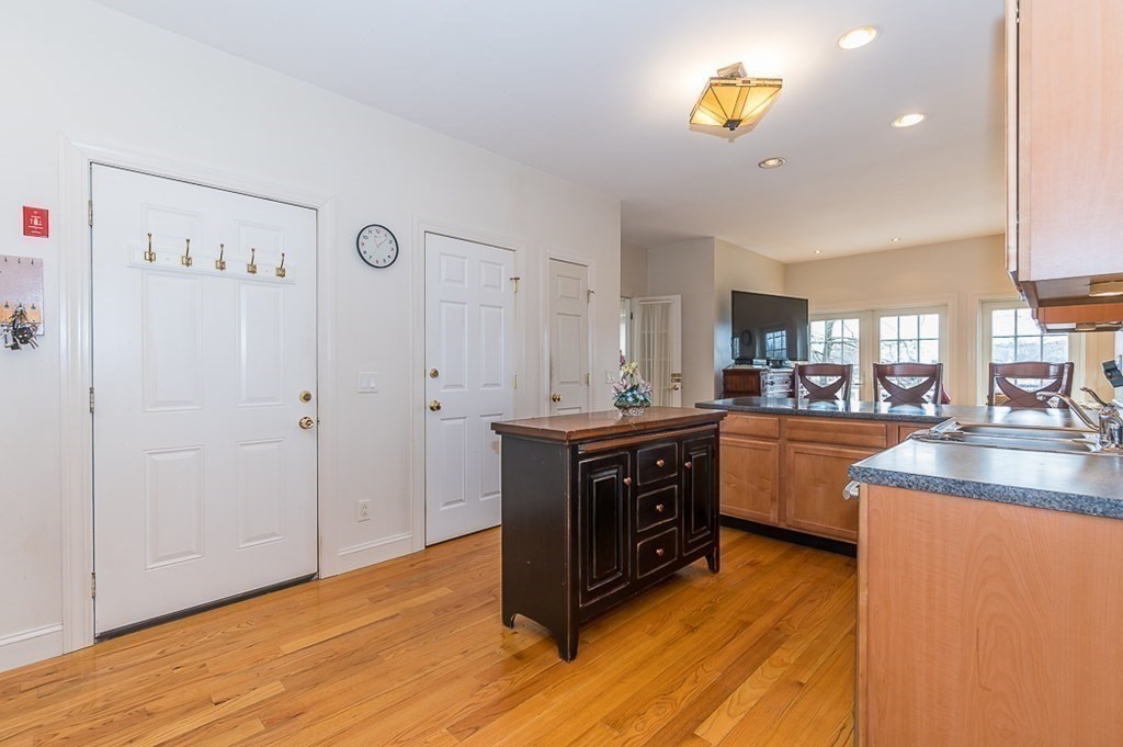 12 Cedar Drive Webster, MA 01570 - Photo 10 of 42