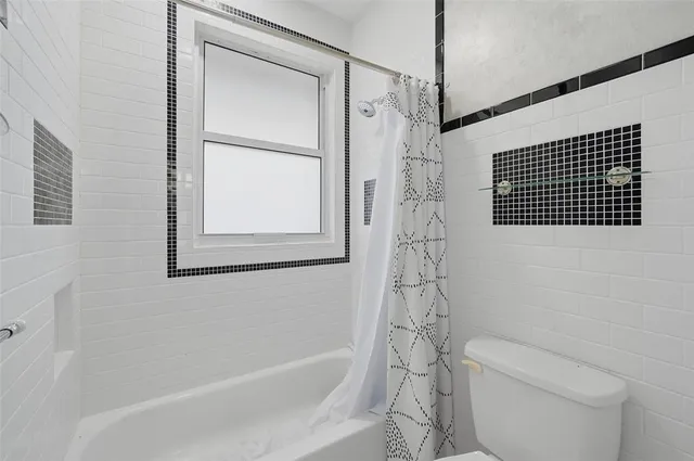 $949,900 | 4480 Northwest 42nd Terrace, Coconut Creek, FL 33073