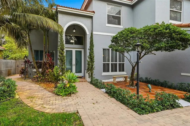 $949,900 | 4480 Northwest 42nd Terrace, Coconut Creek, FL 33073