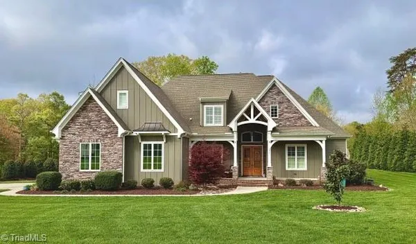 $985,000 | 7811 Neugent Drive, Kernersville, NC 27284