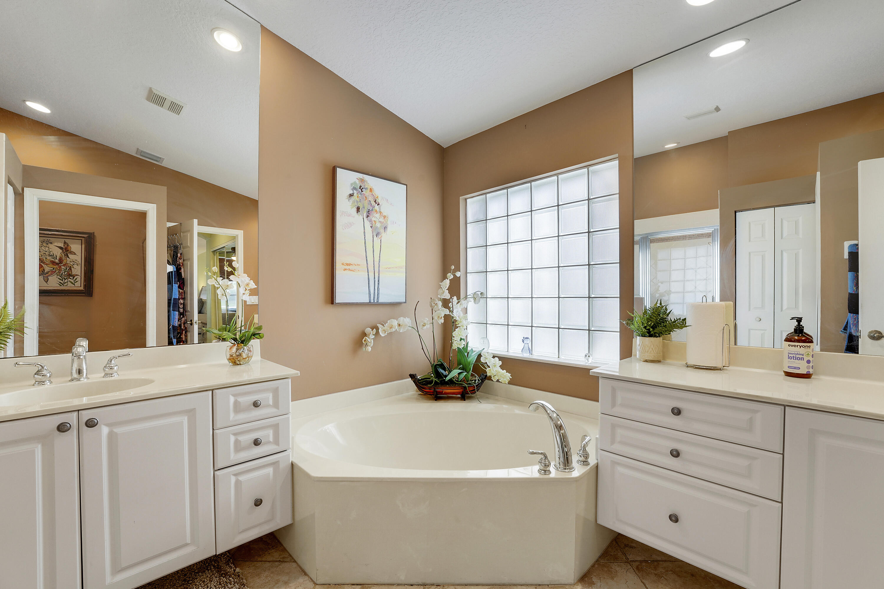 6818 Rienzo Street Wellington, FL 33467 - Photo 22 of 63 Master Bathroom