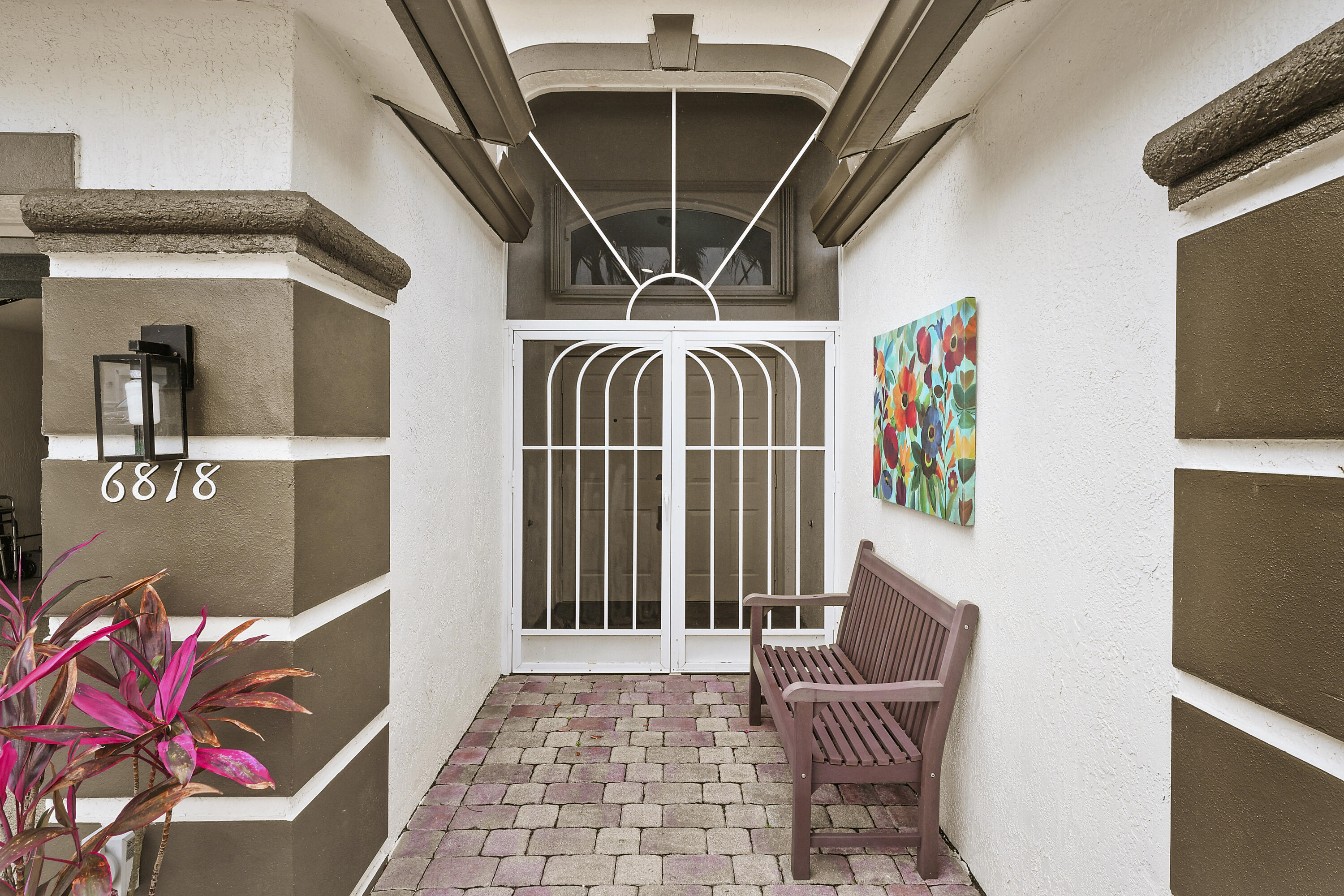 6818 Rienzo Street Wellington, FL 33467 - Photo 3 of 63 Entry