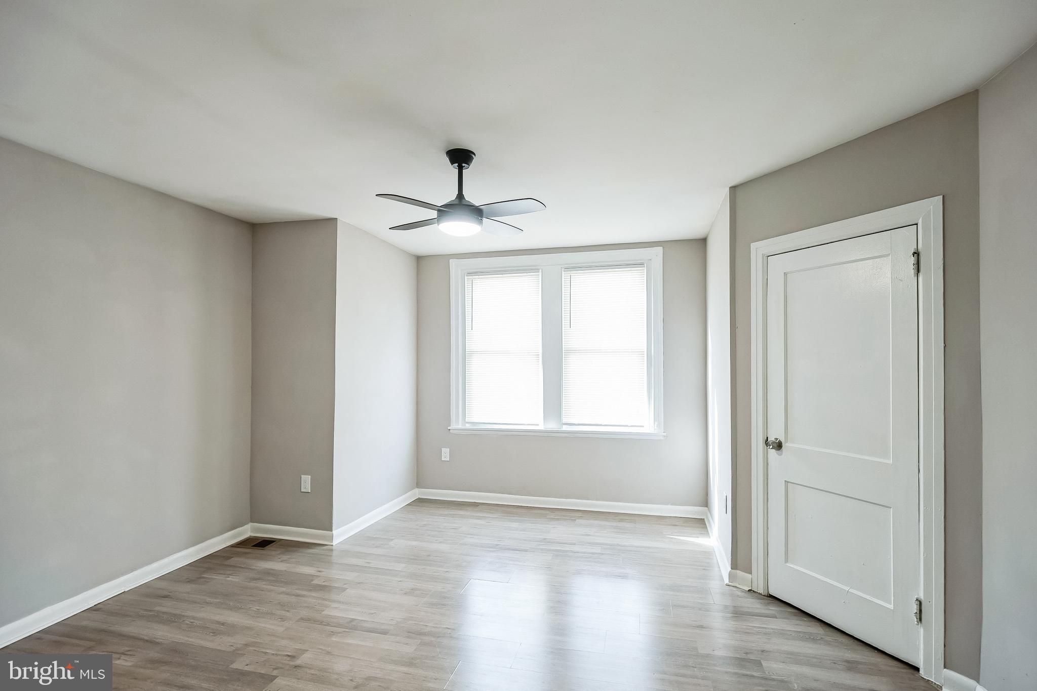 6905 Forrest Avenue Philadelphia, PA 19138 - Photo 13 of 26 Primary bedroom