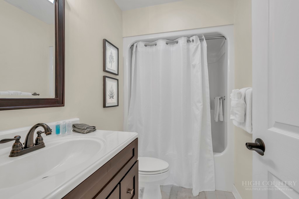 784 Alpine Drive Seven Devils, NC 28604 - Photo 22 of 50