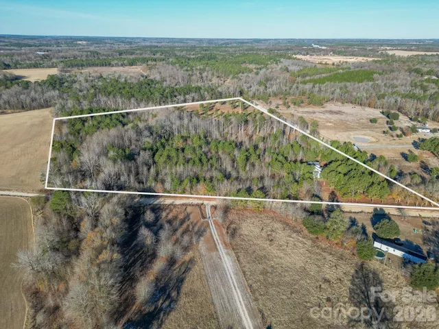 a view of a outdoor space