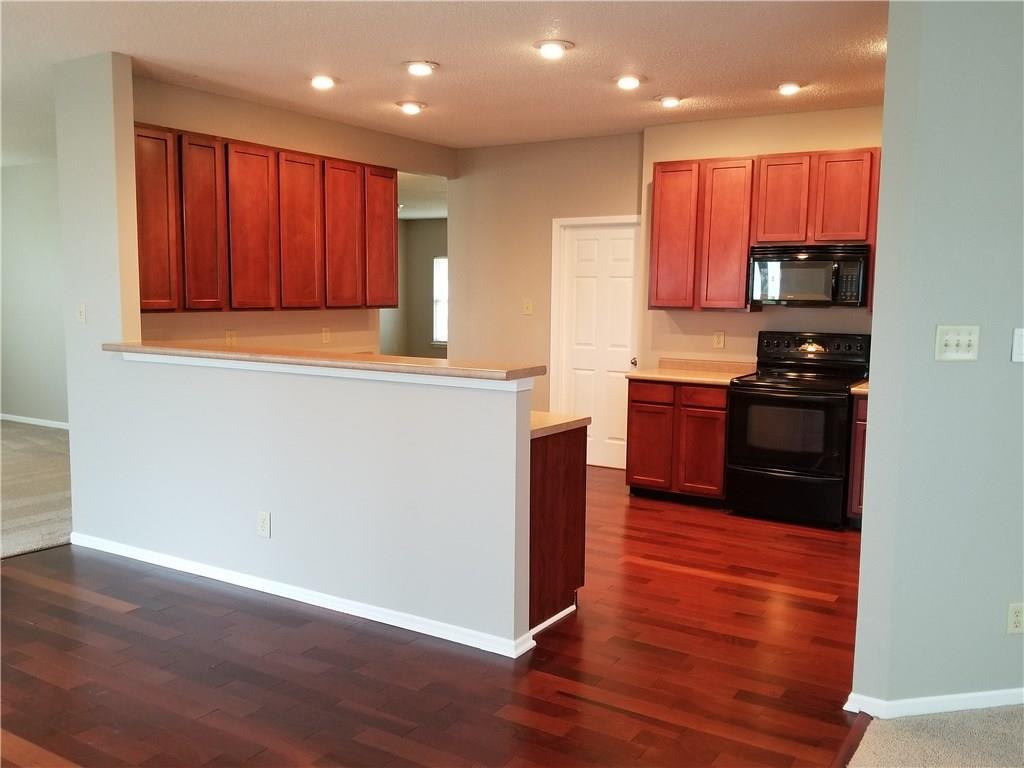 10455 Splendor Way Indianapolis, IN 46234 - Photo 9 of 24 Gallery Image 9