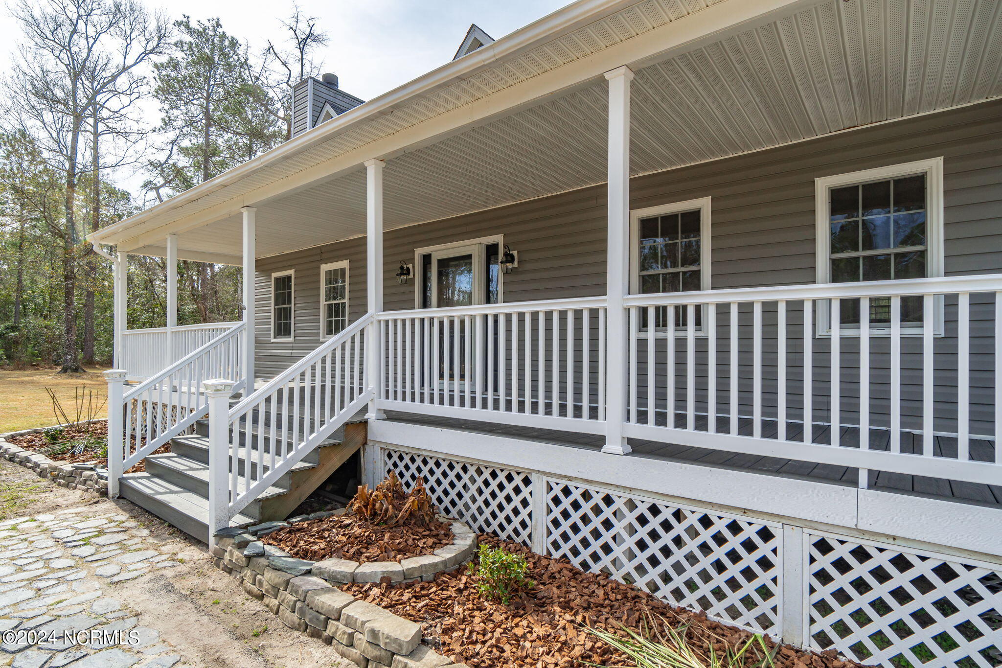 281 Becton Road Havelock, NC 28532 - Photo 11 of 57 Covered front porch