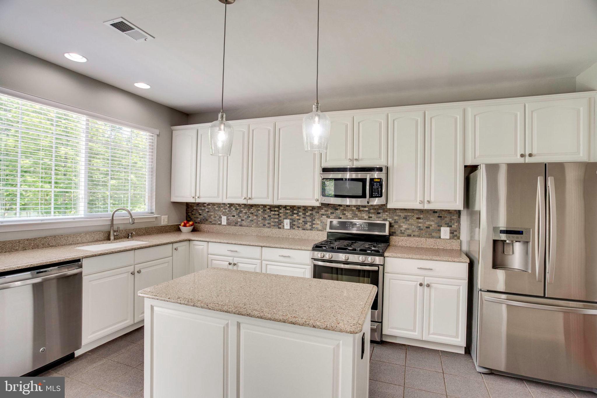 5753 Colchester Road Fairfax, VA 22030 - Photo 21 of 61 Kitchen