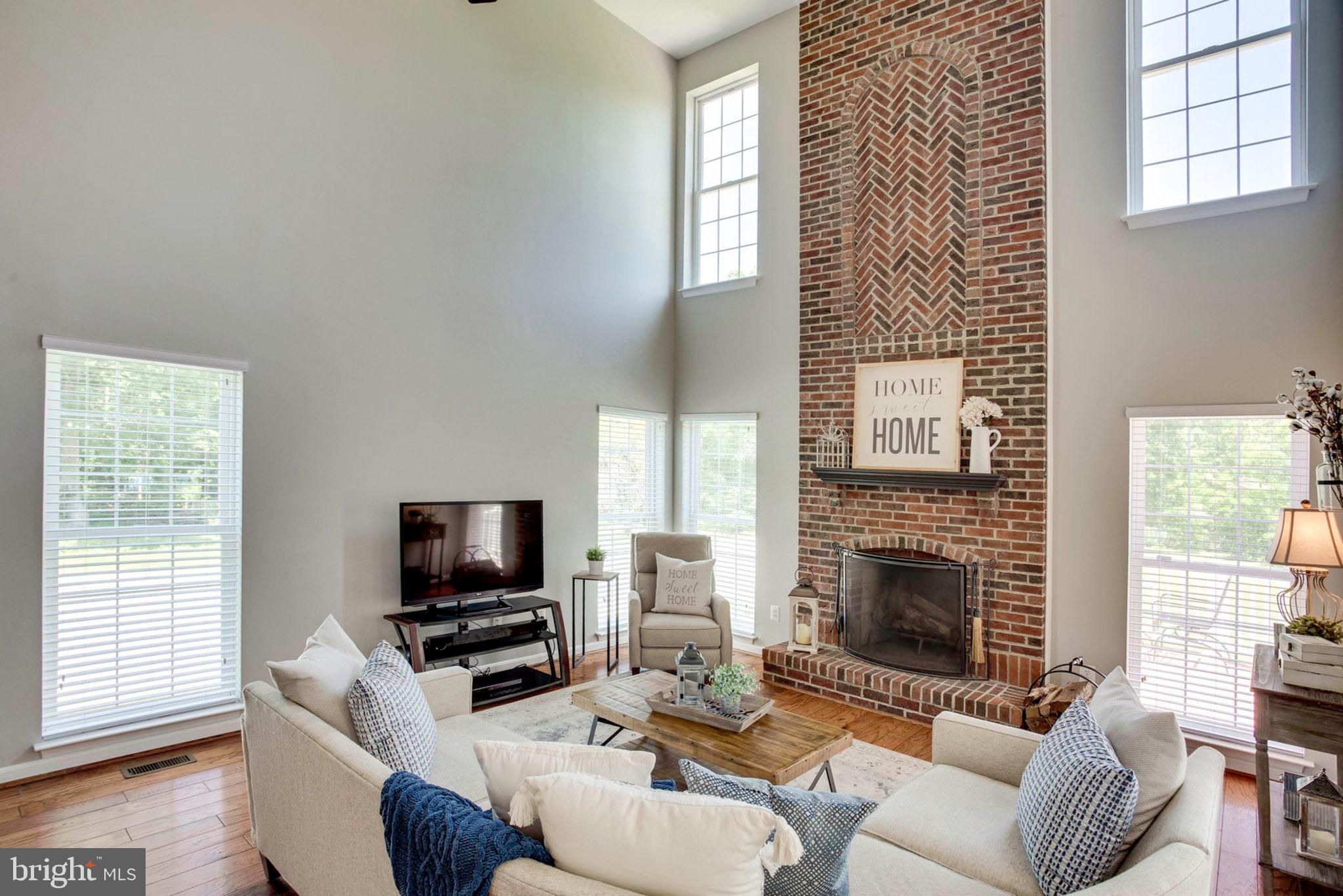 5753 Colchester Road Fairfax, VA 22030 - Photo 24 of 61 Family room