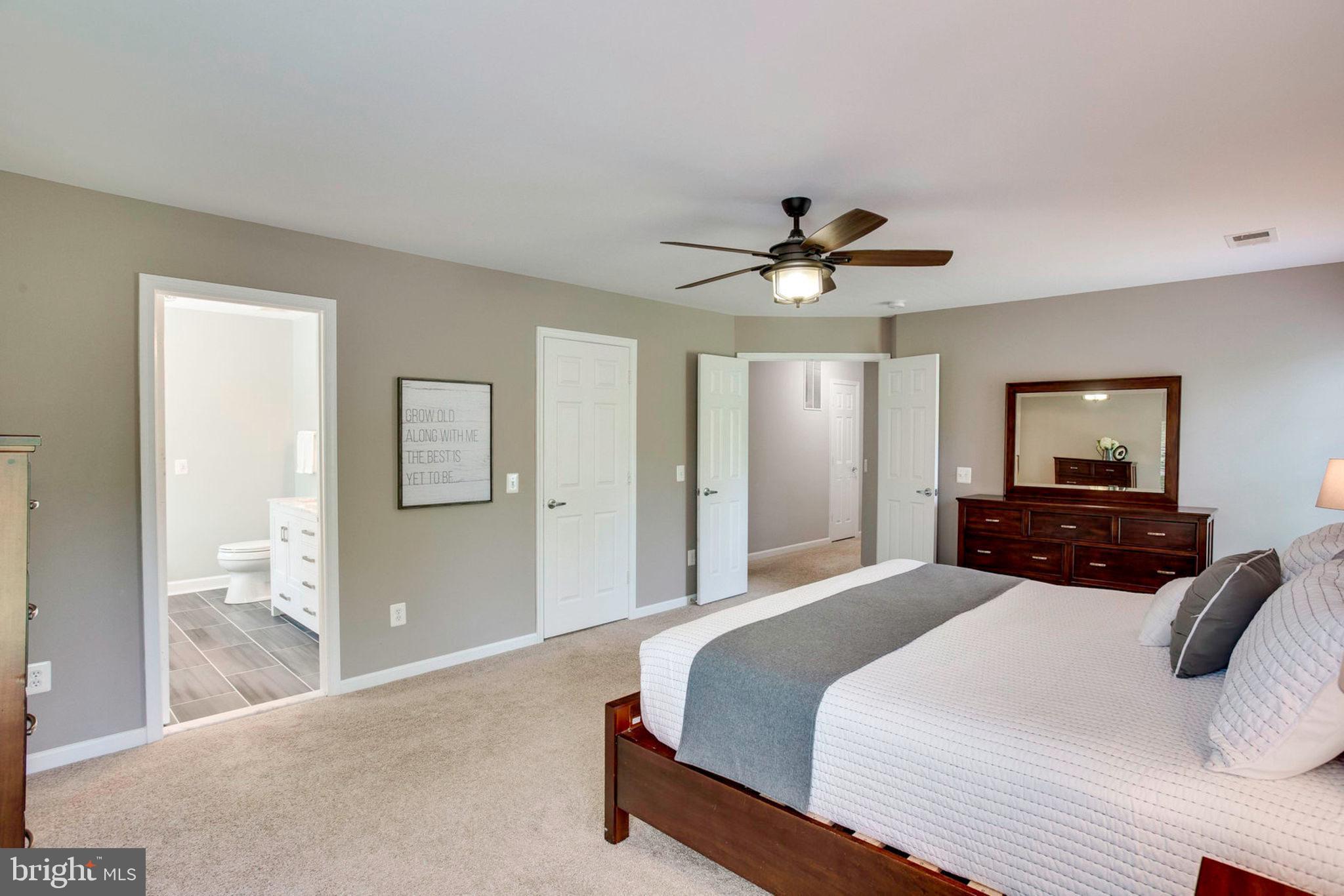 5753 Colchester Road Fairfax, VA 22030 - Photo 35 of 61 Master bedroom retreat