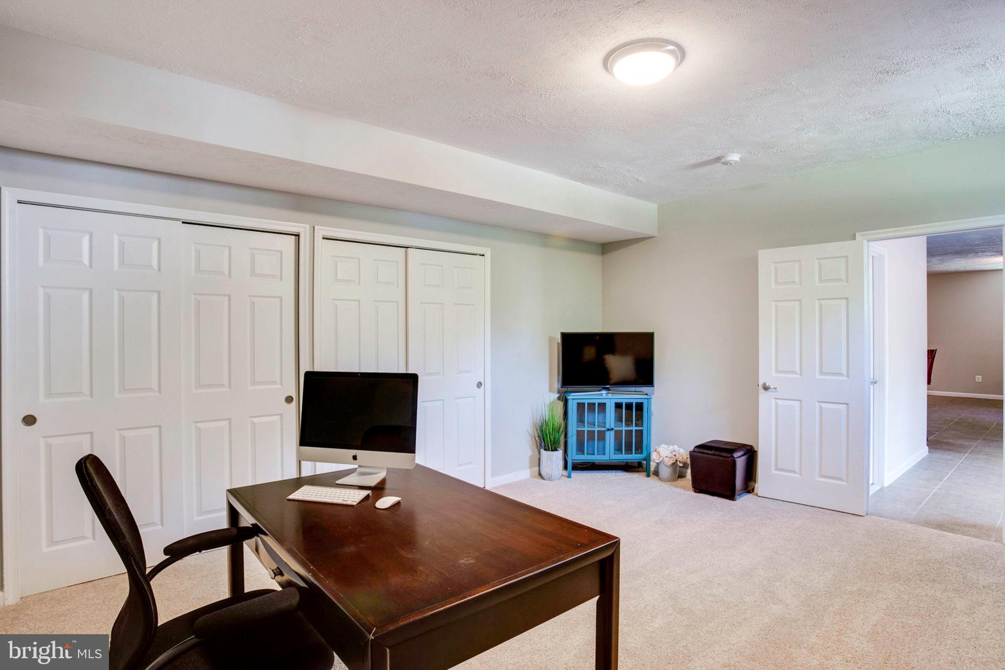 5753 Colchester Road Fairfax, VA 22030 - Photo 46 of 61 ...Could also be an office