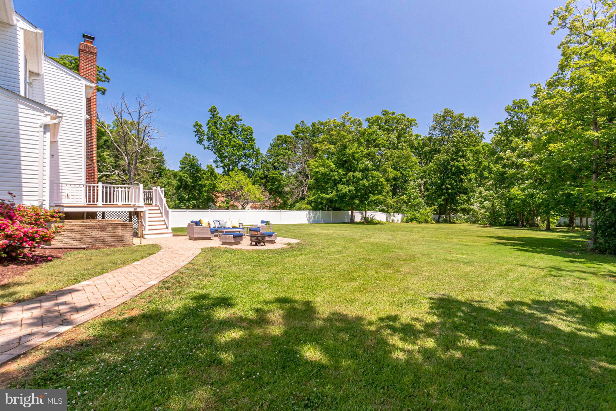 5753 Colchester Road Fairfax, VA 22030 - Photo 51 of 61 Side yard - fully-fenced one acre flat lot