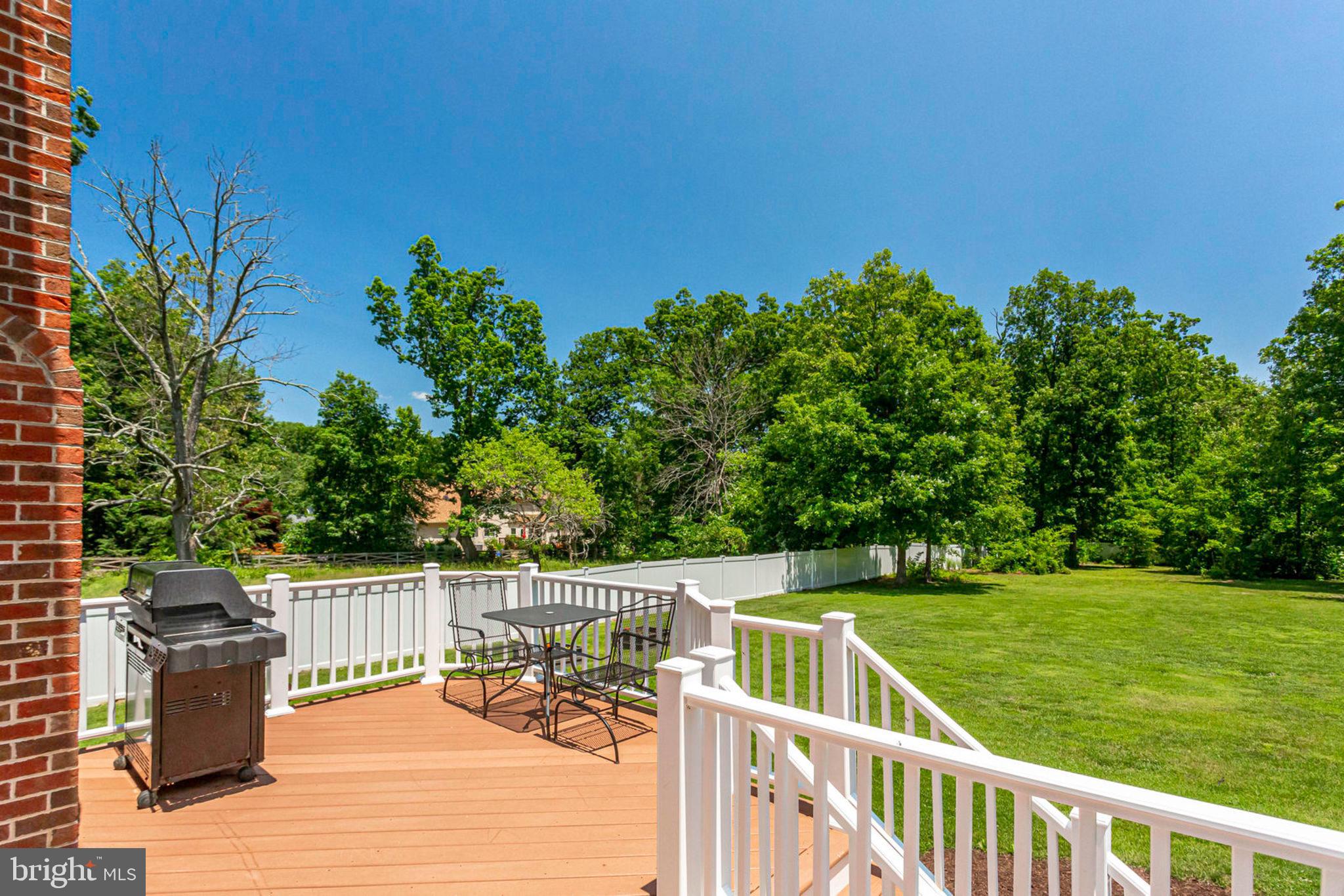 5753 Colchester Road Fairfax, VA 22030 - Photo 54 of 61 Back deck