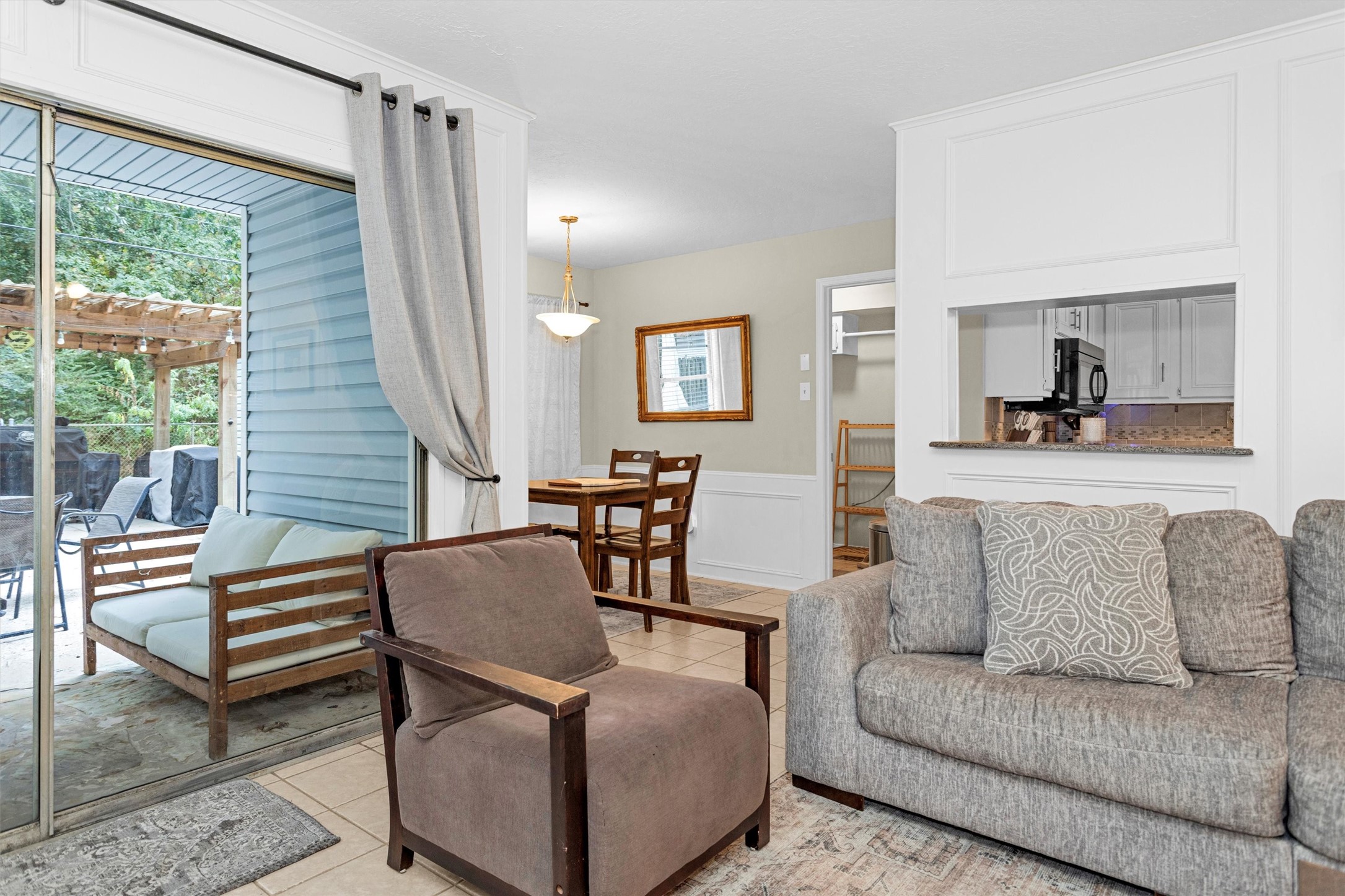 2005 Tickner Street Conroe, TX 77301 - Photo 11 of 50