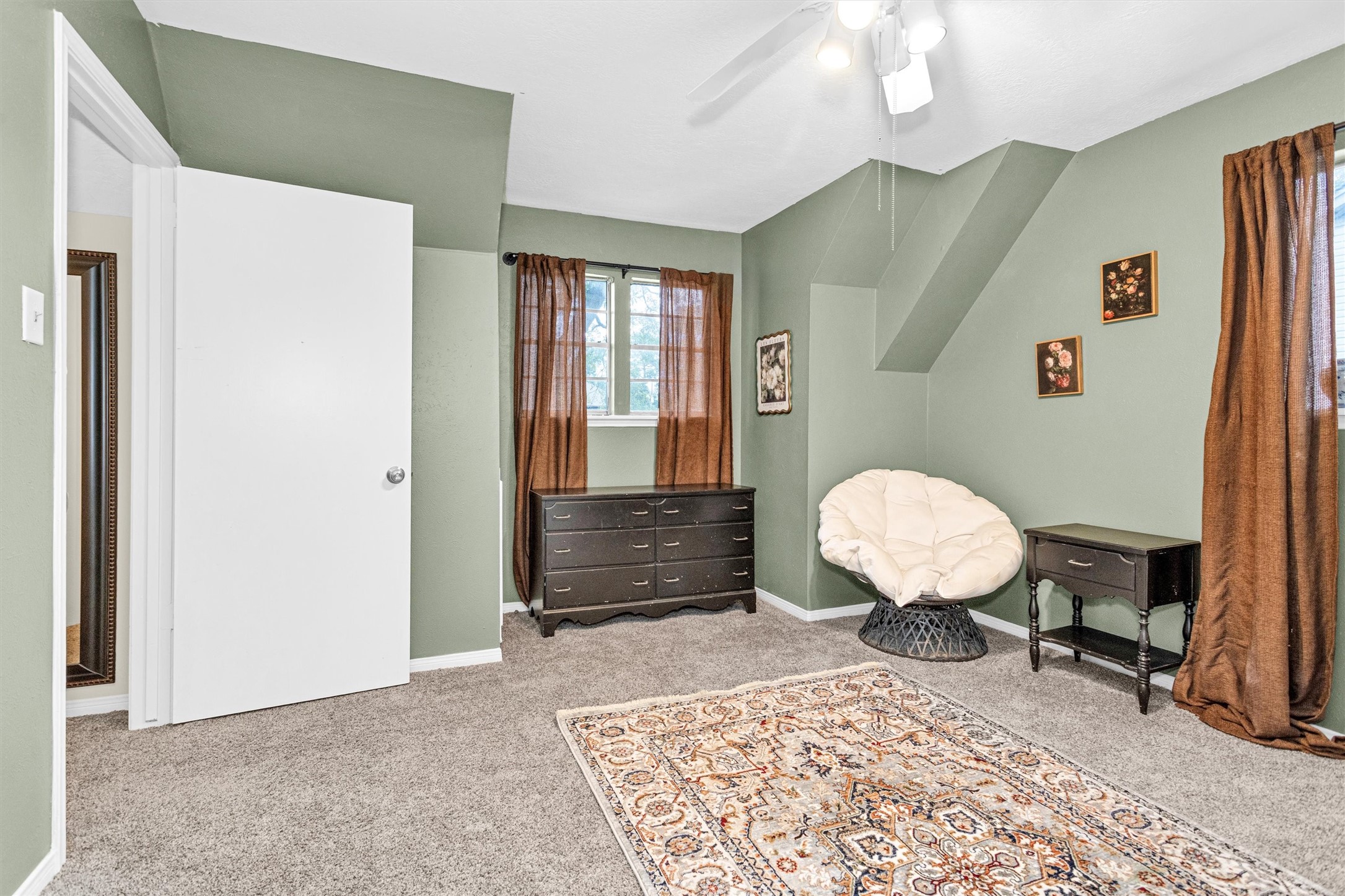 2005 Tickner Street Conroe, TX 77301 - Photo 32 of 50 Secondary bedroom