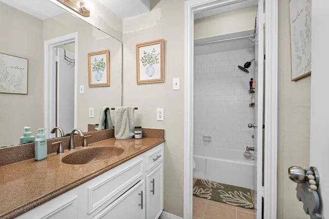 $274,000 | 2005 Tickner Street, Conroe, TX 77301