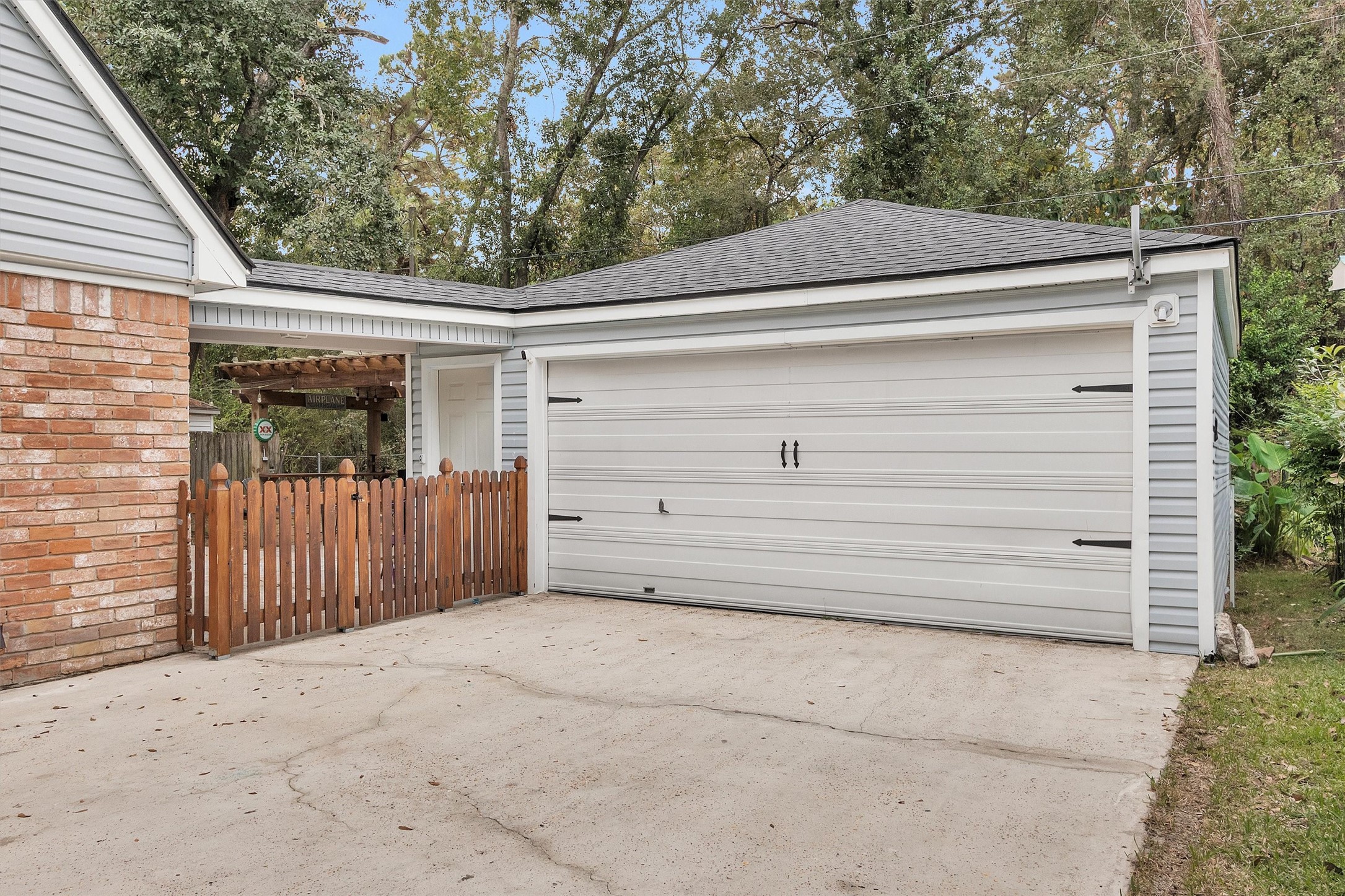 2005 Tickner Street Conroe, TX 77301 - Photo 49 of 50